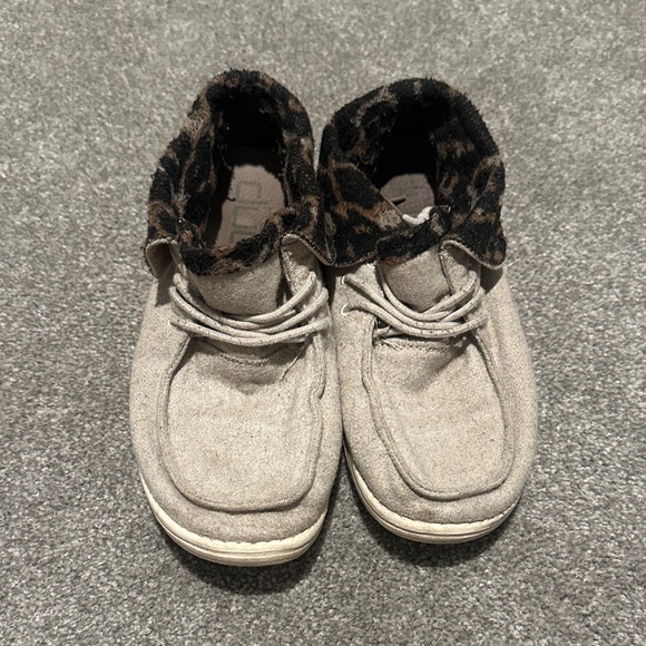 Women's Moccasins with Leopard Print Collar - Picture 1 of 4